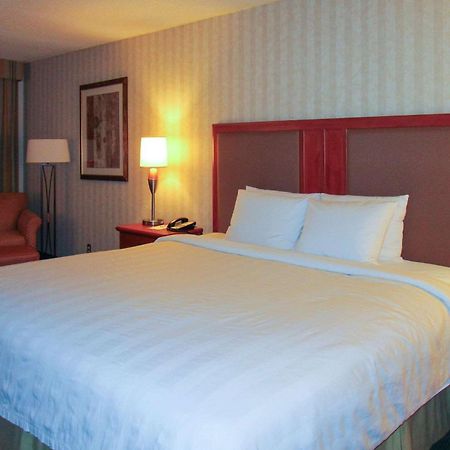 Radisson Hotel Lenexa Overland Park Extérieur photo