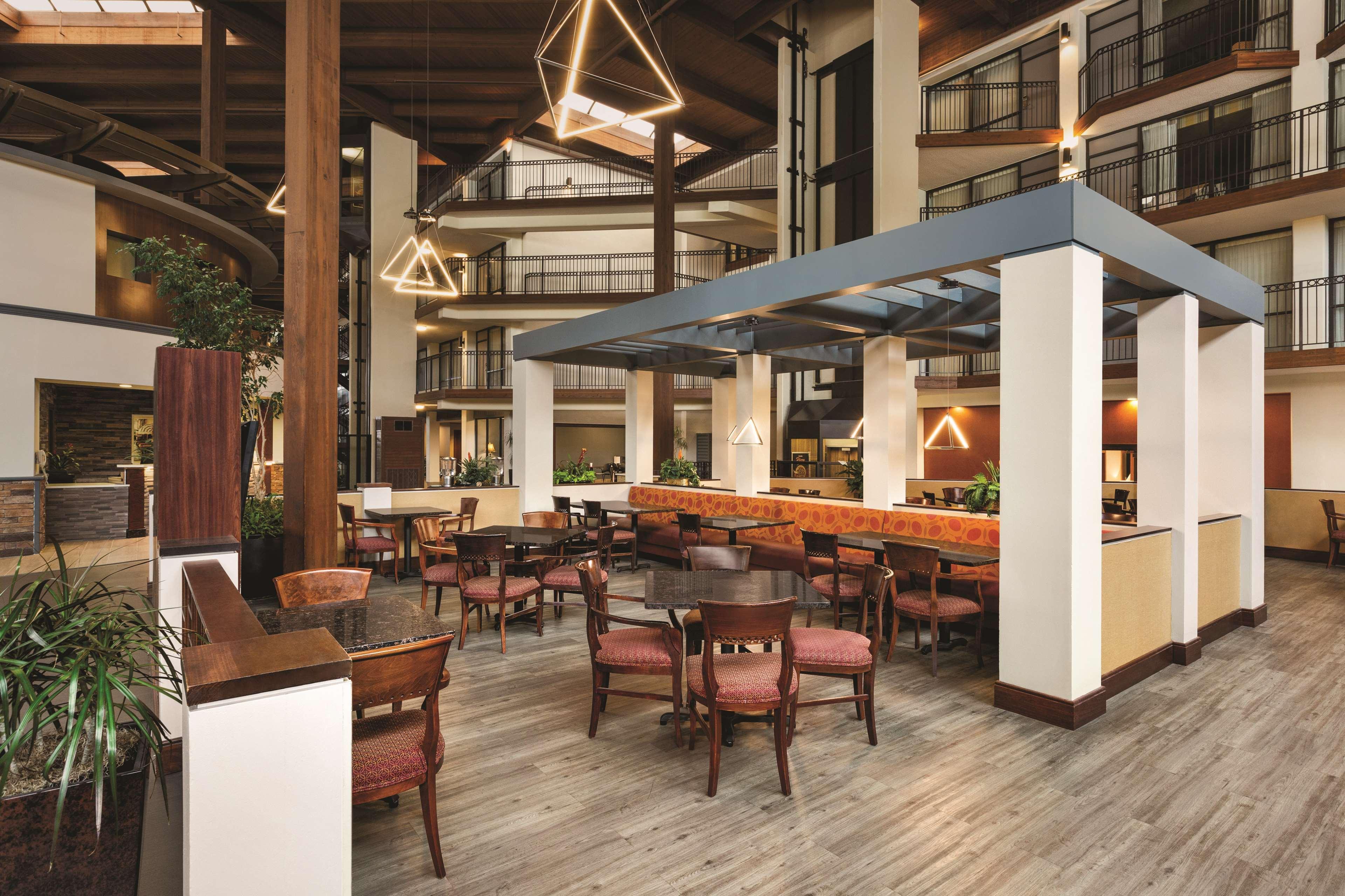 Radisson Hotel Lenexa Overland Park Extérieur photo
