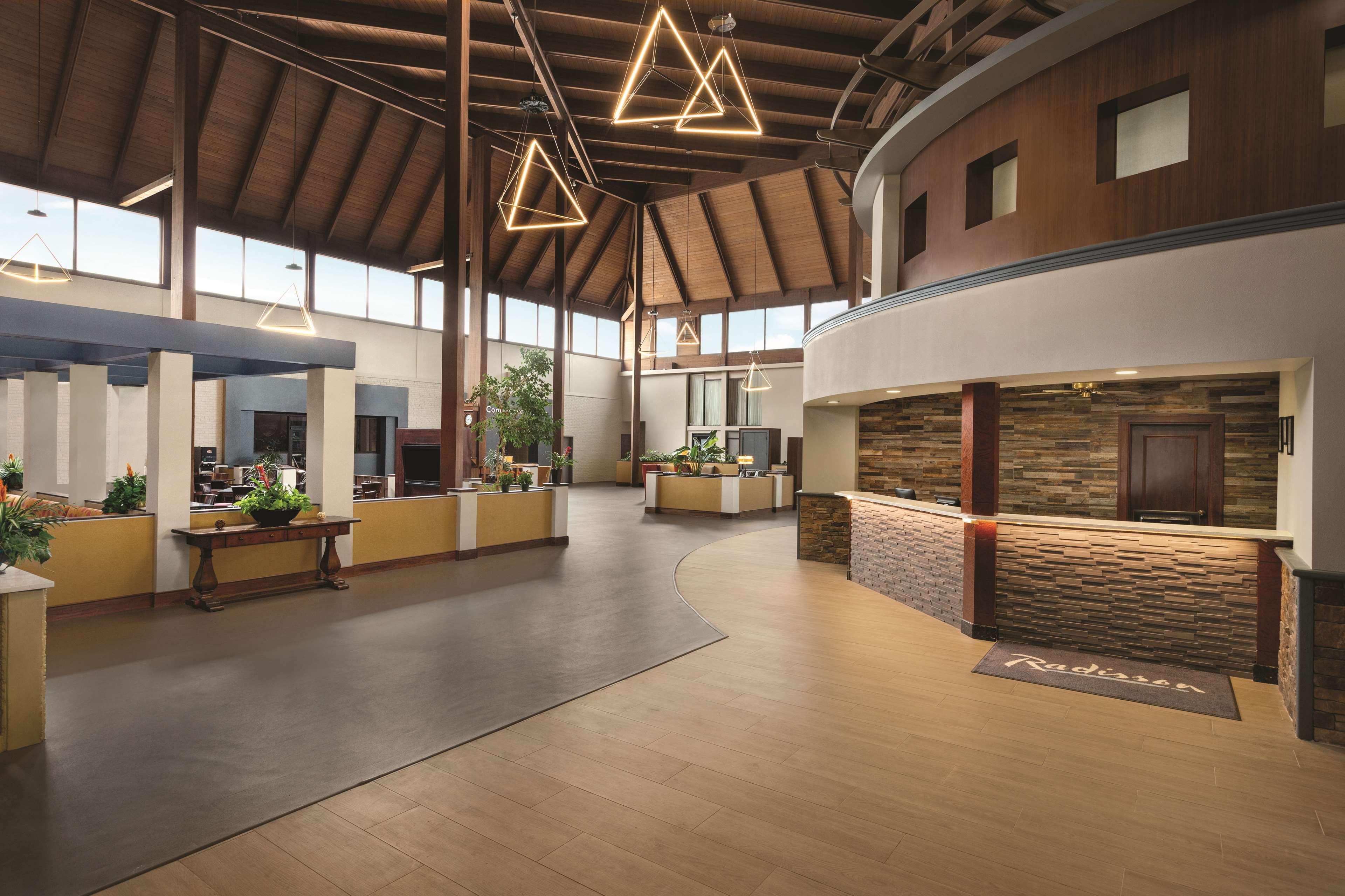 Radisson Hotel Lenexa Overland Park Extérieur photo